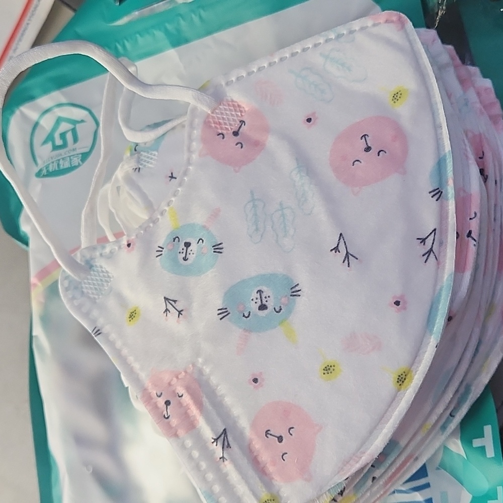 Kids Toddler KN95 Mask Protective (30Face Masks) Be Prepared for Germs 🤢
